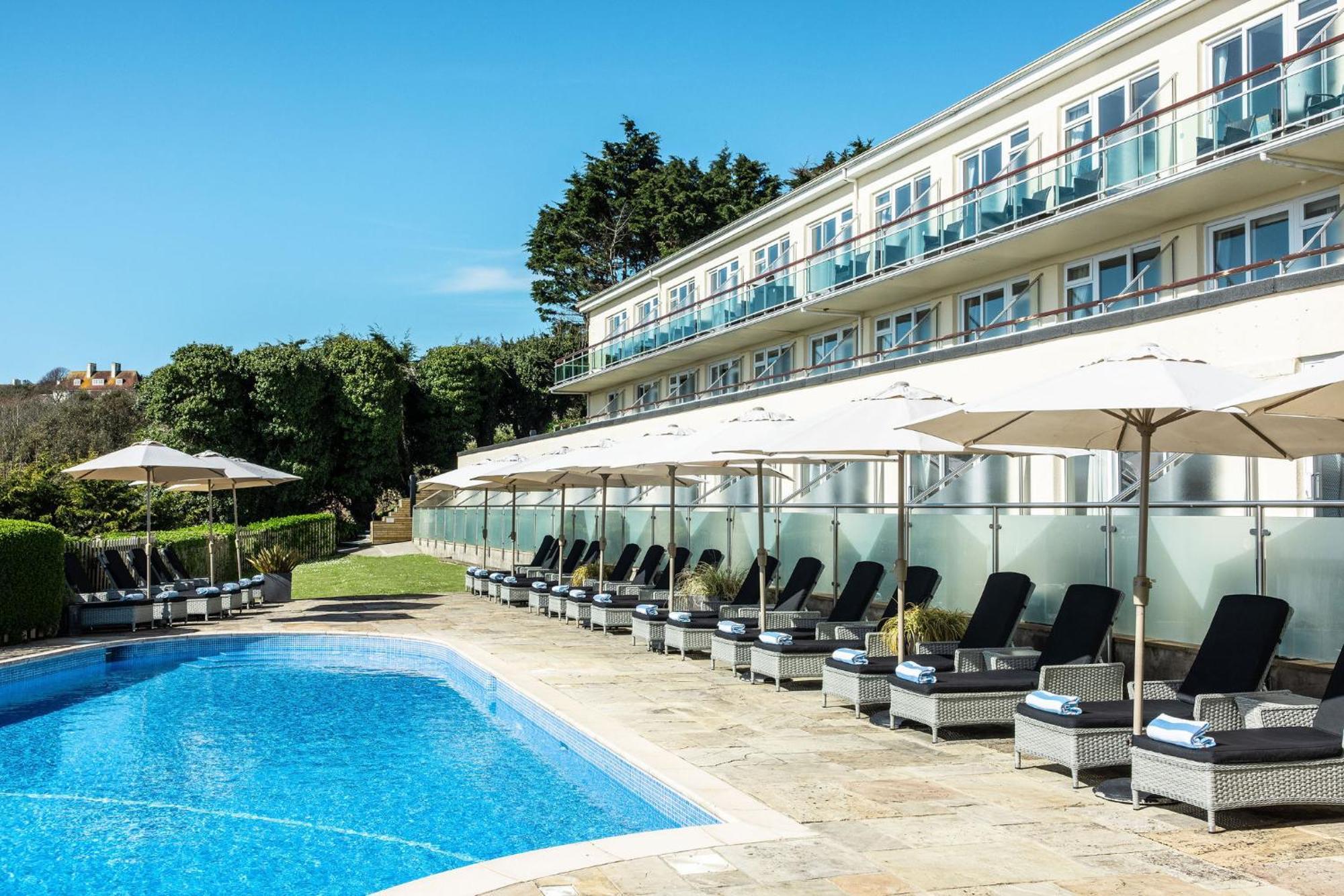 Hotel Cristina St Lawrence Kültér fotó
